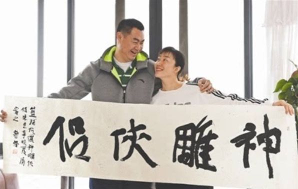 篮球联赛超级冠军美国是谁_美国篮球超级联赛冠军是谁_美国篮球冠军是谁